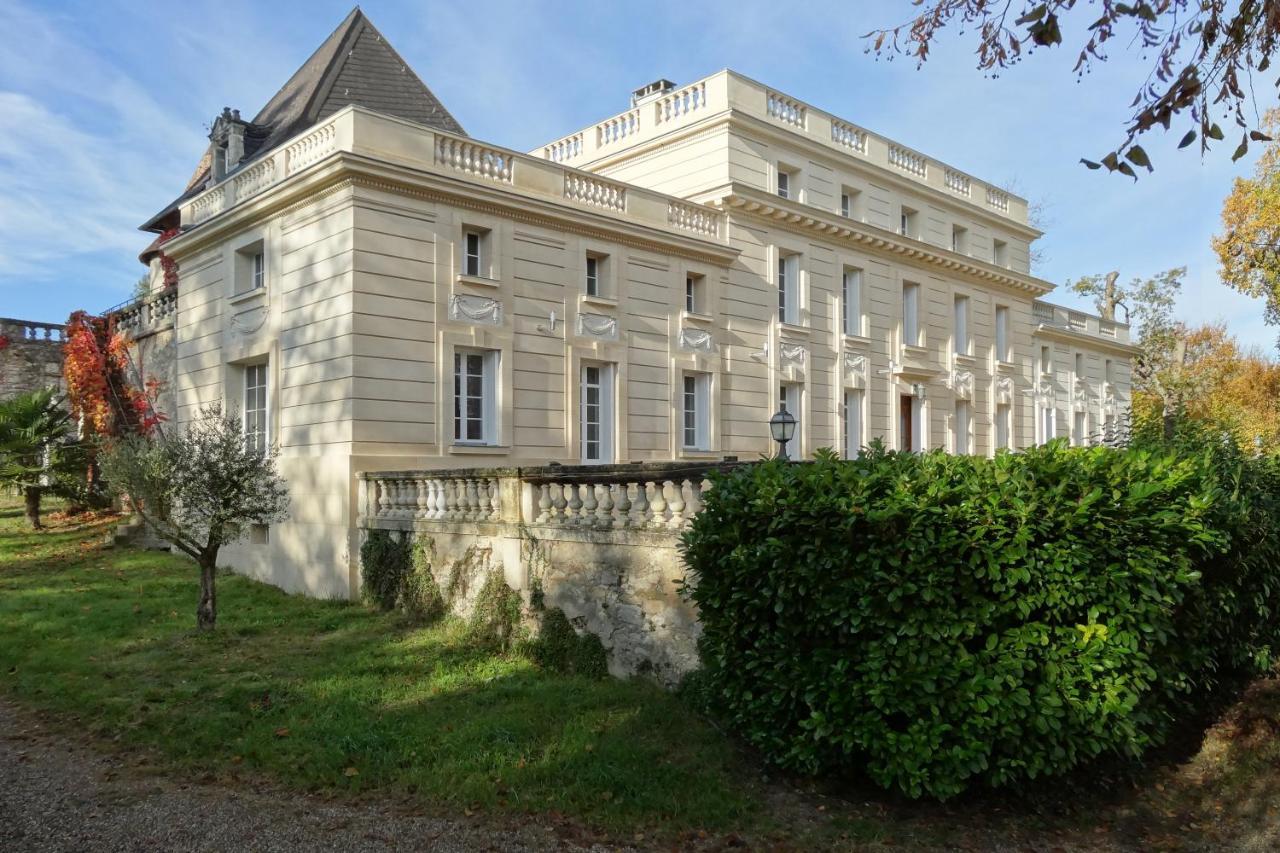 Chateau De Laroche Bed and Breakfast Vianne Esterno foto