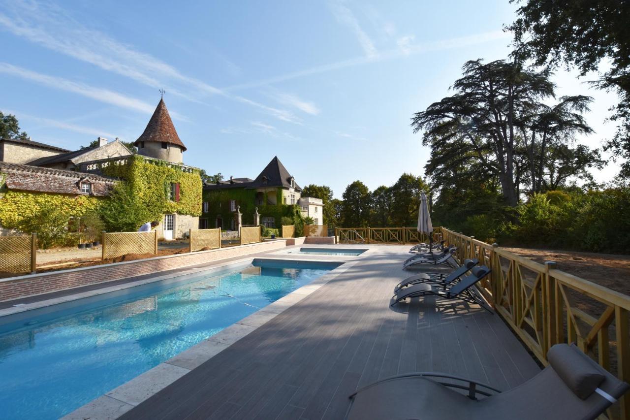 Chateau De Laroche Bed and Breakfast Vianne Esterno foto