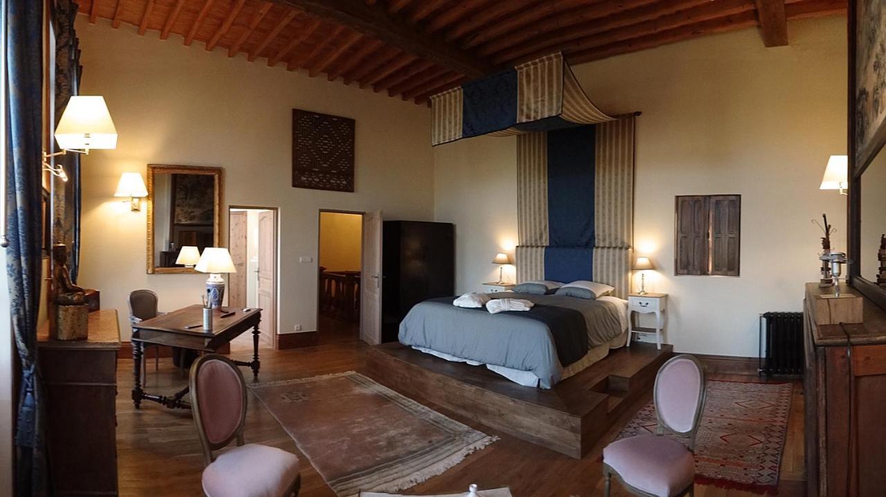 Chateau De Laroche Bed and Breakfast Vianne Esterno foto