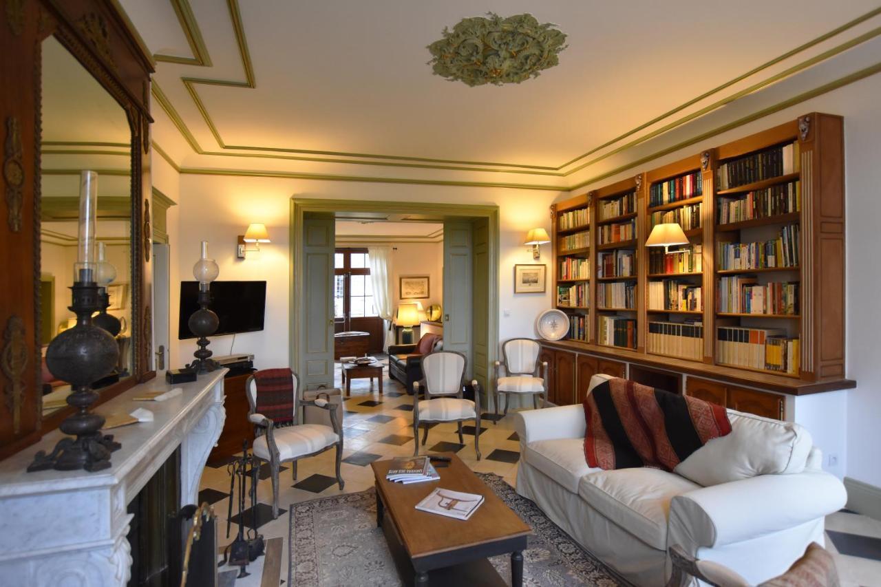 Chateau De Laroche Bed and Breakfast Vianne Esterno foto